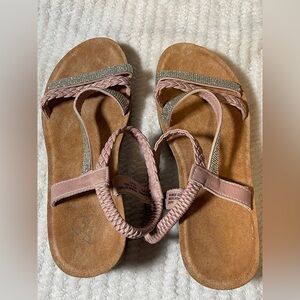 Daisy Fuentes Pink and Tan Braided Sandals